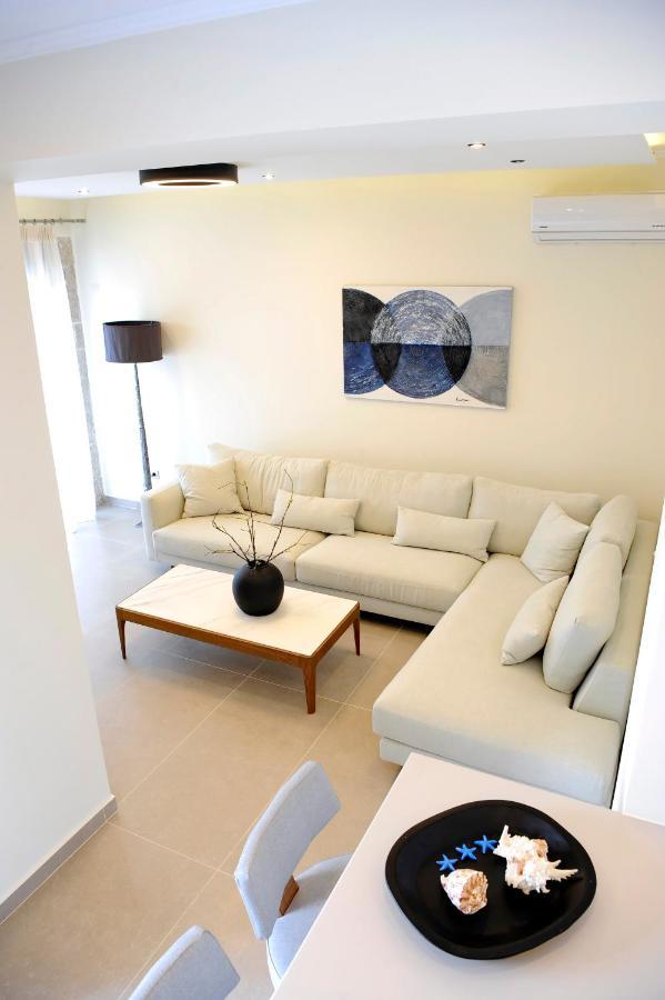 ניקיאנה Ionian Stone Luxury Villa מראה חיצוני תמונה