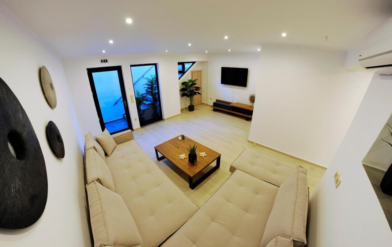 ניקיאנה Ionian Stone Luxury Villa מראה חיצוני תמונה