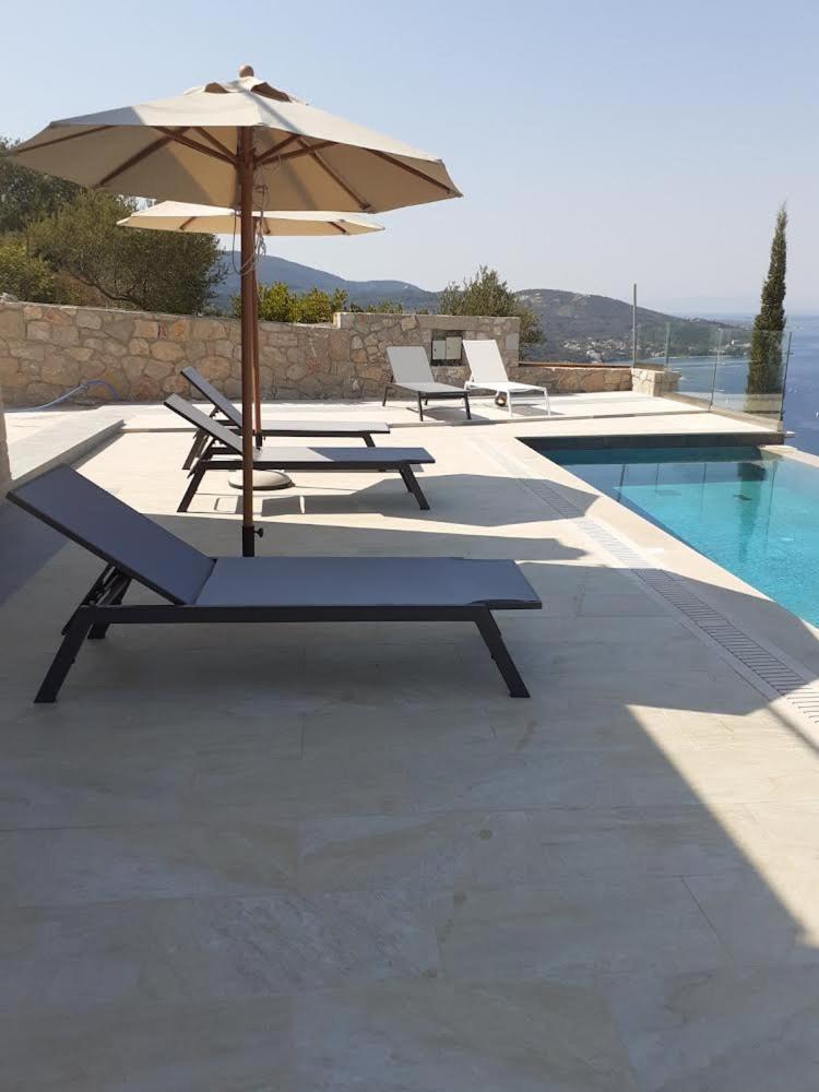 ניקיאנה Ionian Stone Luxury Villa מראה חיצוני תמונה